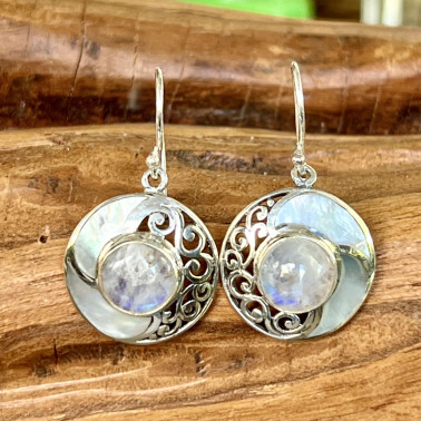 ER 15548 MP-(HANDMADE 925 BALI STERLING SILVER FILIGREE EARRINGS WITH MOTHER OF PEARL)
